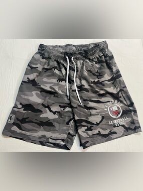 NBA Camo Shorts Men’s Large Gray Black National Basketball Assoc Athletic Shorts
